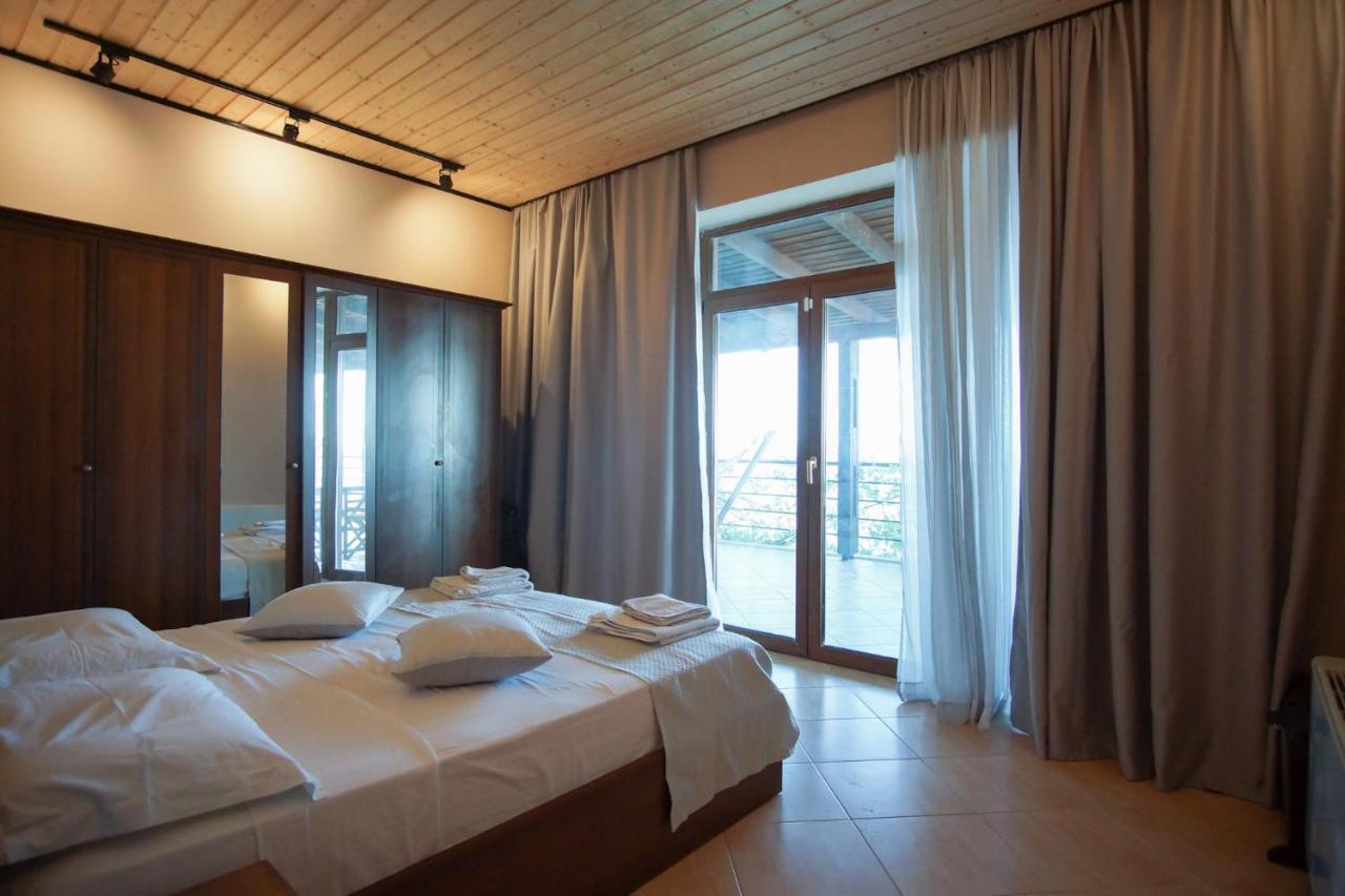 Seaside Duplex Stone Villa Qeparo Buitenkant foto