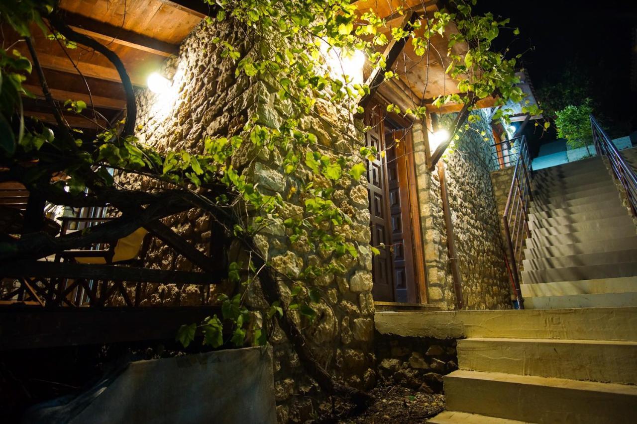 Seaside Duplex Stone Villa Qeparo Buitenkant foto